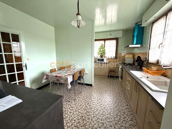 Vente
                Maison160 m² - 6 Pièces -
                    CAEN (14000)