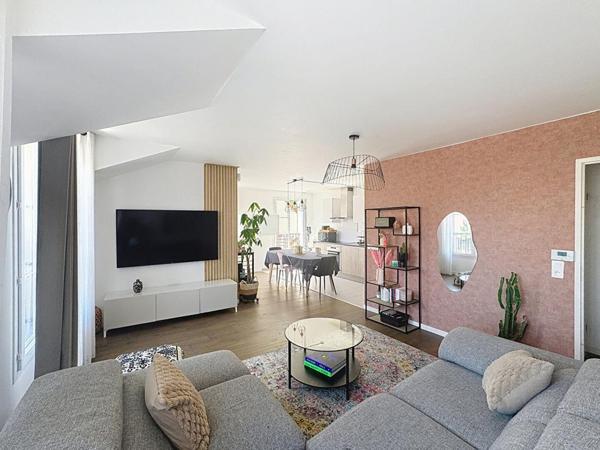 Appartement 3 pièces 65 m²  Balcon Dernier étage  Résidence 2018