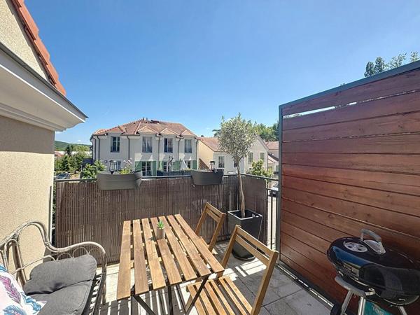 Appartement 3 pièces 65 m²  Balcon Dernier étage  Résidence 2018