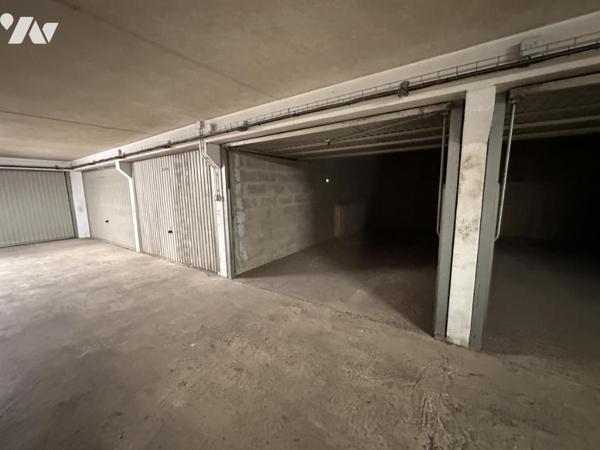 VANNES CENTRE VILLE - GARAGE EN SOUS-SOL
