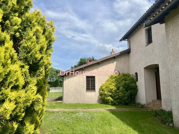 Maison à vendre 5 pièces de 221 m²