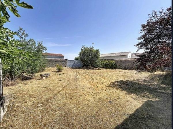 Maison à vendre 741 240 € Sainte-Marie-de-Ré 5 p 102 m² DPE F