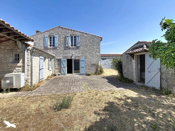 Maison à vendre 741 240 € Sainte-Marie-de-Ré 5 p 102 m² DPE F