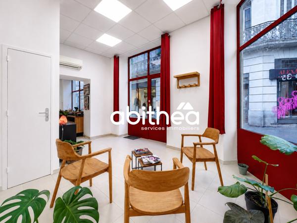 DROIT AU BAIL – LOCAL COMMERCIAL EXTRÊMEMENT BIEN SITUÉ EN CENTRE HISTORIQUE DE BÉZIERS