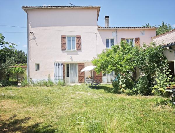 MAISON A RENOVER Chef-Boutonne (79110)