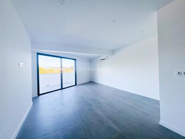 Vente Appartement 3 pièces 64 m2 à Ajaccio