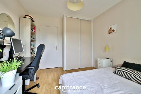 Appartement à vendre 6 pièces, 4 chambres à ECULLY, dernier étage.