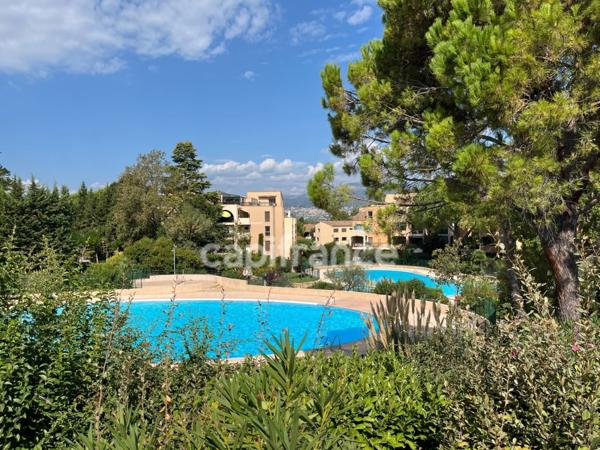 Appartement à vendre 3 pièces MOUGINS (06)
