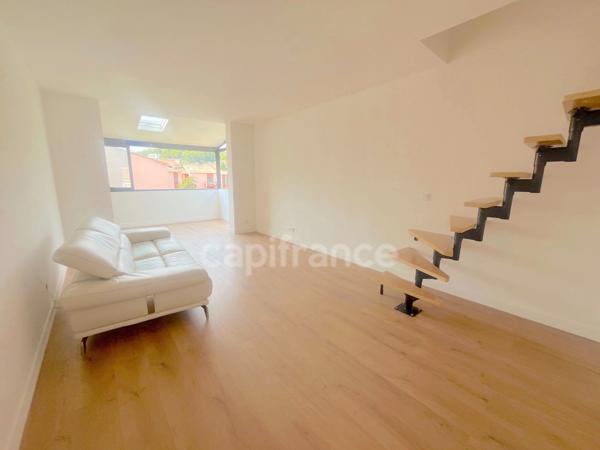 Appartement à vendre 3 pièces MOUGINS (06)