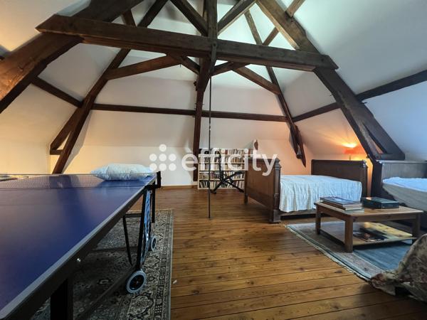 Maison 10 pièces - 213 m² Exclusivité efficity