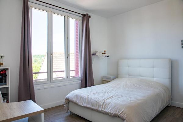 Belle maison 158m2 - 5 chambres - Jardin