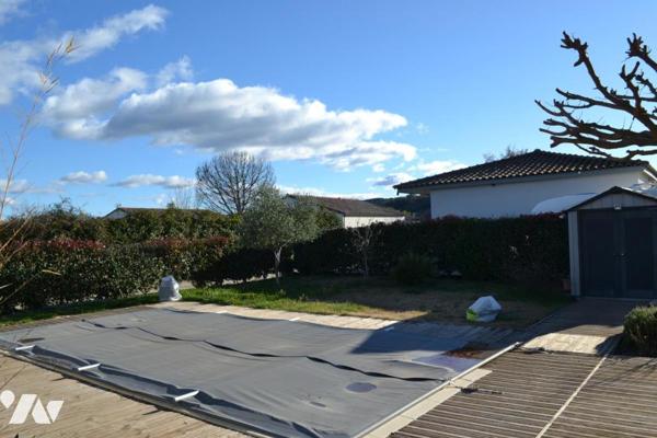 BELLE VILLA AVEC TERRAI NATTENANT DE 656 m²