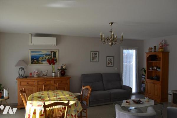 BELLE VILLA AVEC TERRAI NATTENANT DE 656 m²