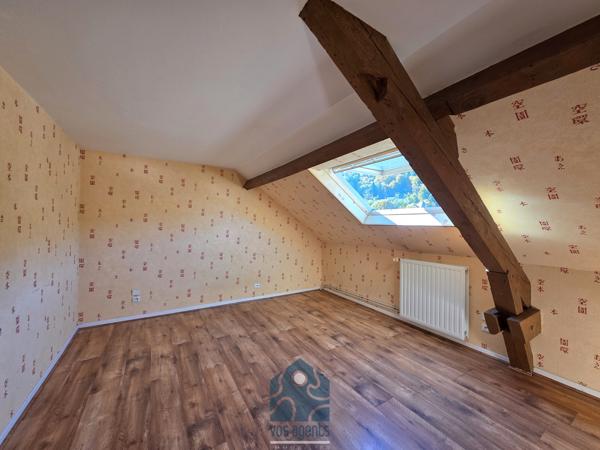 Maison 4 pièce(s) 2 chambre(s) 140 m²