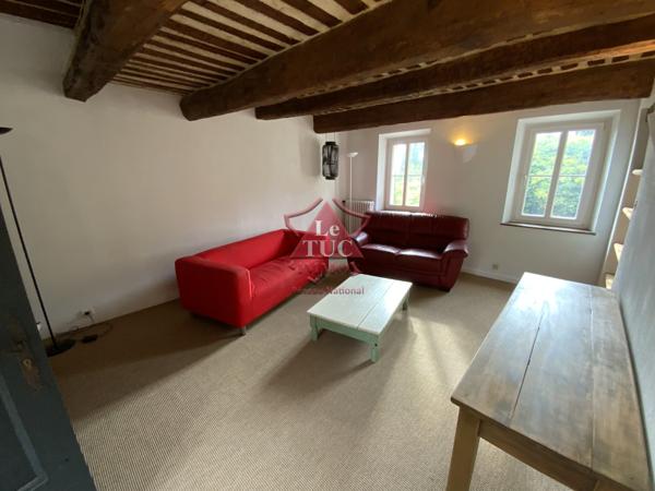 Location meublé Grasse est limite MAGAGNOSC Partie de maison bastide avec jardinet et parking  Grasse (06130)