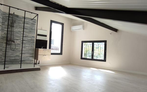 Maison à vendre    3 pièces • 75 m2 Saint-Martin-de-Valgalgues