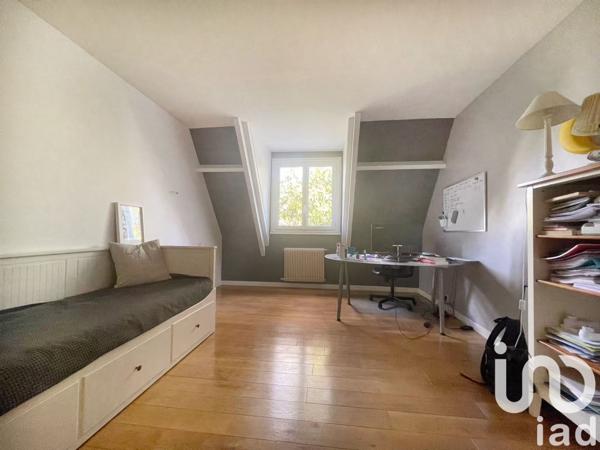 Maison à vendre 7 pièces 182 m² Noisy-le-Roi