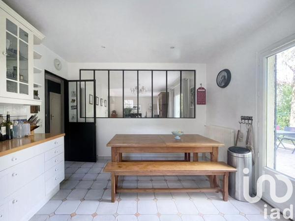 Maison à vendre 7 pièces 182 m² Noisy-le-Roi