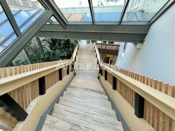 Lille Centre - Bureaux 213 m² à Louer - Immeuble Rénové, Prestations Haut de Gamme, Quartier République