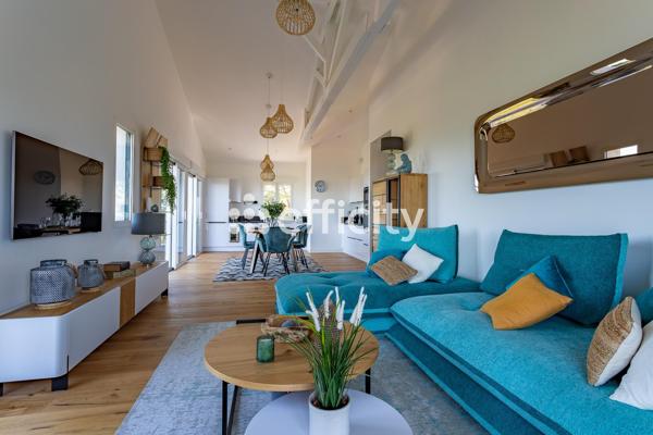 Appartement
         3 pièces
        - 89 m² Bien prestige 2 070 000 € *