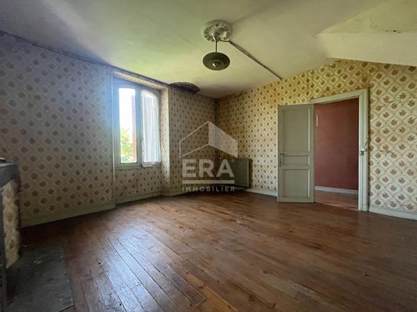 Exclusivité ERA: SENDETS : Maison de caractère à rénover. 202,5 m² + combles aménageables