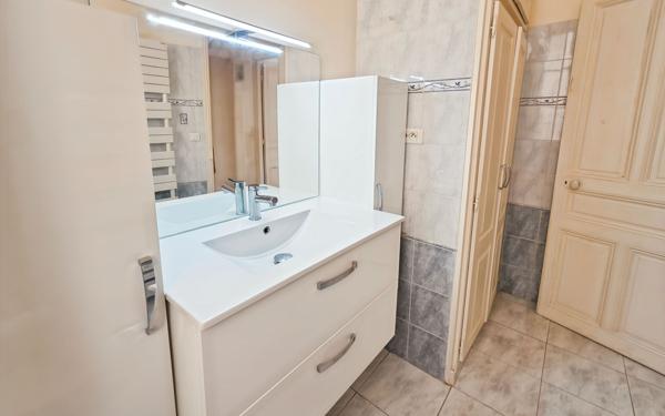 Appartement à vendre    3 pièces • 71,01 m2 Nice