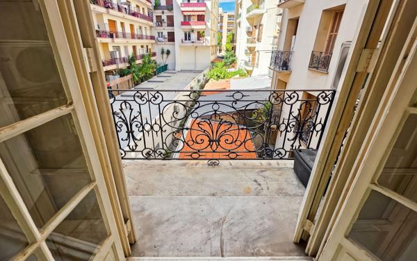 Appartement à vendre    3 pièces • 71,01 m2 Nice