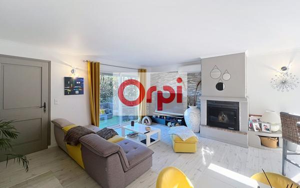 Maison à vendre    8 pièces •  Porto-Vecchio