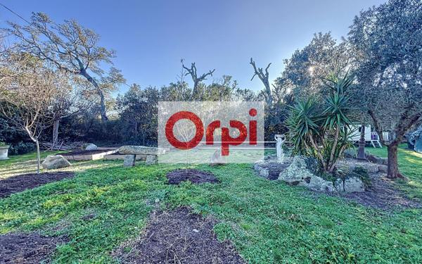 Maison à vendre    8 pièces •  Porto-Vecchio