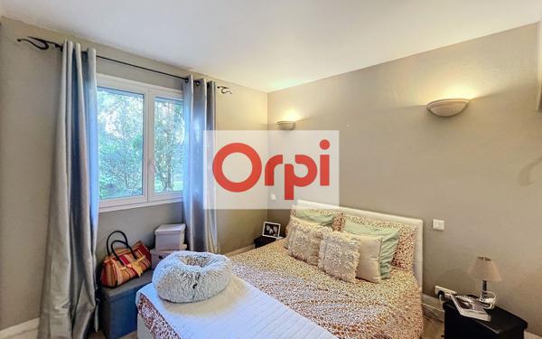 Maison à vendre    8 pièces •  Porto-Vecchio