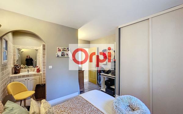 Maison à vendre    8 pièces •  Porto-Vecchio