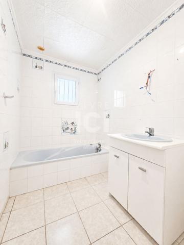 Maison Saint Philbert De Grand Lieu 7 pièce(s) 156.96 m2