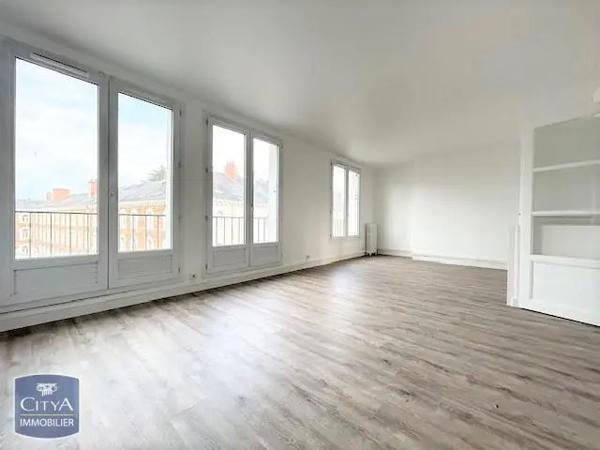 Appartement à louer 5 pièces 103.07m²