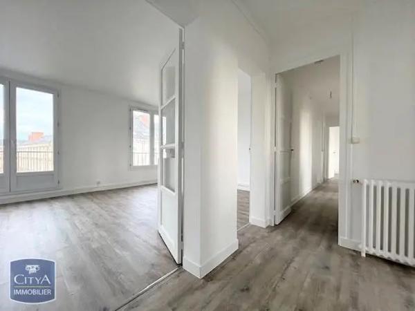 Appartement à louer 5 pièces 103.07m²