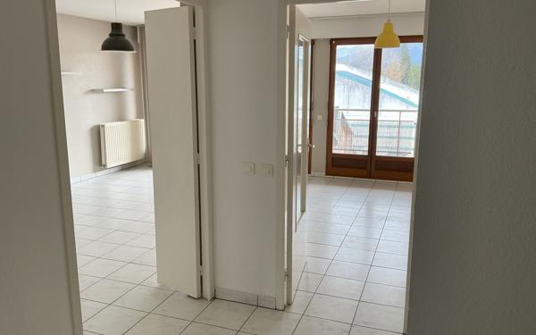 Appartement à vendre    3 pièces • 65,15 m2 Voiron