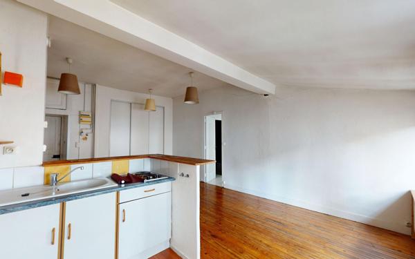 Appartement à vendre    2 pièces • 46,71 m2 Lyon 4