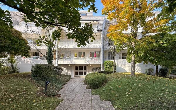 Appartement à vendre    2 pièces • 43 m2 Strasbourg