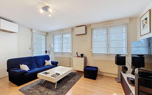 Appartement à vendre    2 pièces • 43 m2 Strasbourg