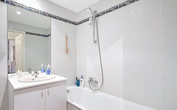 Appartement à vendre    2 pièces • 43 m2 Strasbourg