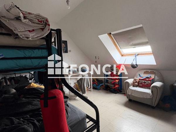 À vendre Appartement 4 pièces 54.34 m² - Franois 25770