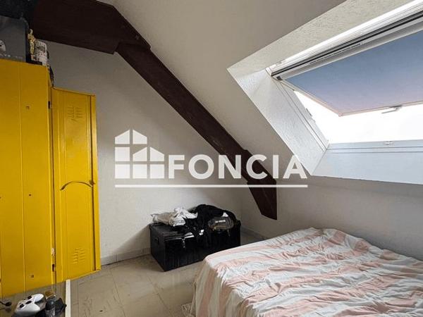 À vendre Appartement 4 pièces 54.34 m² - Franois 25770