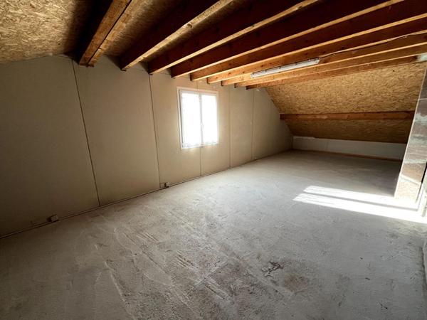 Maison Seloncourt 6 pièce(s) 117 m2 avec 170m2 de potentiel