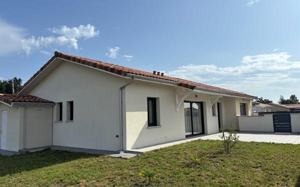 Maison à vendre    4 pièces • 102,68 m2 Léon