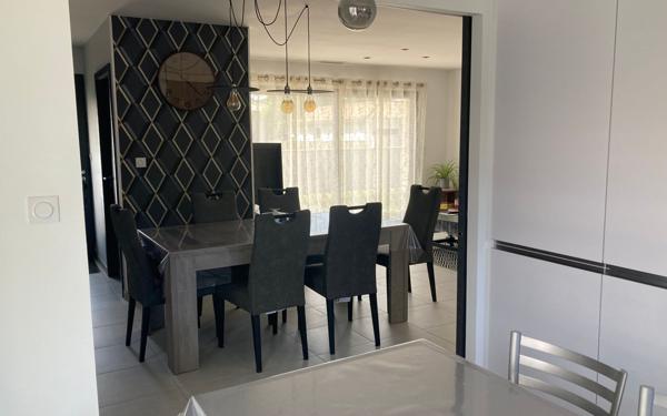 Maison à vendre    4 pièces • 102,68 m2 Léon