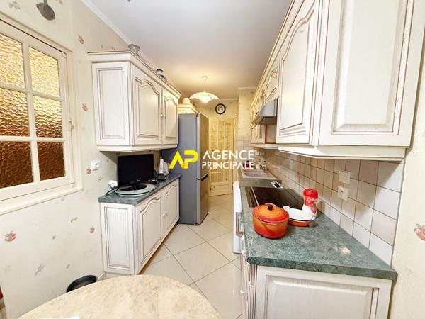 Appartement Argenteuil HYPER CENTRE VILLE 4 pièces 3 chambres 76 m2 €179 900 ** - Référence 4490