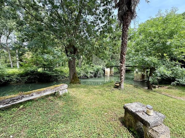 Magnifique longère en bord de Sèvre