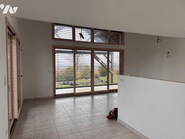 Maison récente sur les hauteurs de Figeac