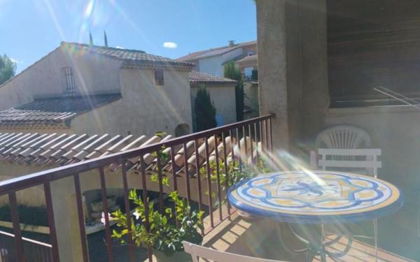 Appartement à vendre    3 pièces • 79 024 m2 Gréoux-les-Bains