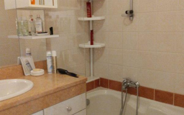 Appartement à vendre    3 pièces • 79 024 m2 Gréoux-les-Bains