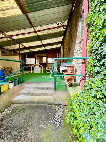 Maison de ville avec extérieur